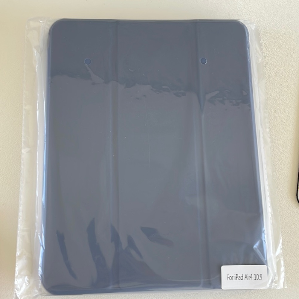 New iPad Air4 10.9 Cover